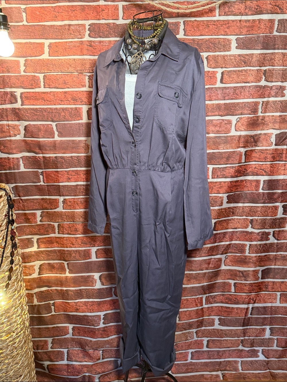👖🚨 Ann Taylor Relaxed Chambray Jumpsuit — Soft Fabric — Sz LG / H